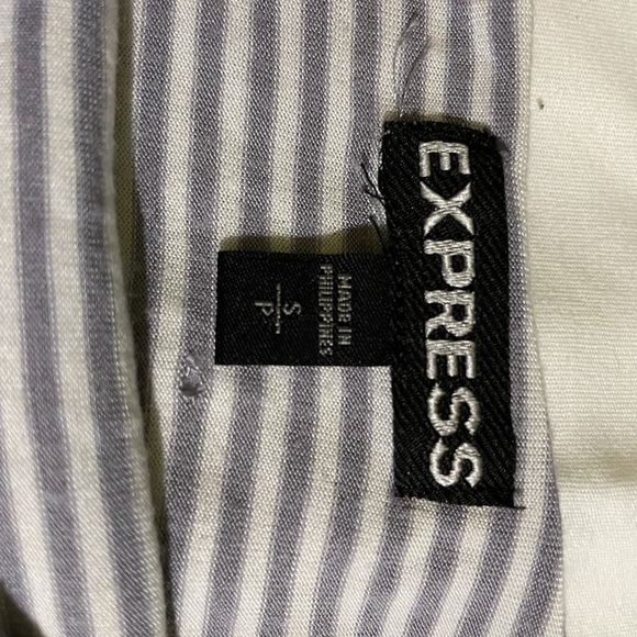Express sleek grey blouse - Picture 5 of 5